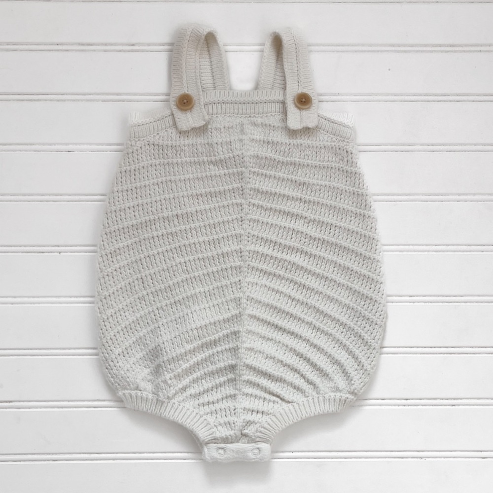 BANANA REPUBLIC EUC Neutral Minimalist Classic Thick Knit Bubble